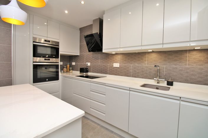 Image No.9-3 Bed Bungalow for sale