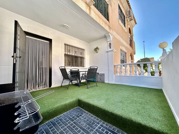 Image No.31-3 Bed Townhouse for sale