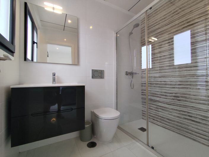 Image No.24-3 Bed Townhouse for sale