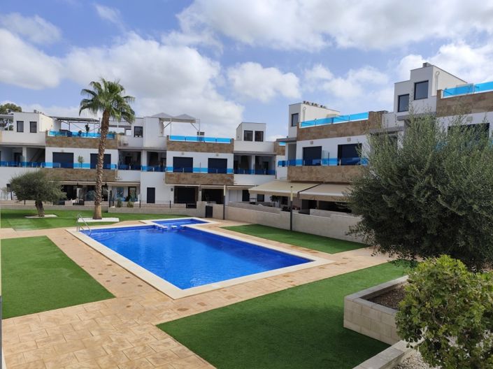 Image No.38-3 Bed Townhouse for sale