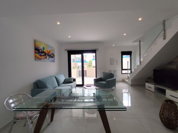 Image No.5-3 Bed Townhouse for sale