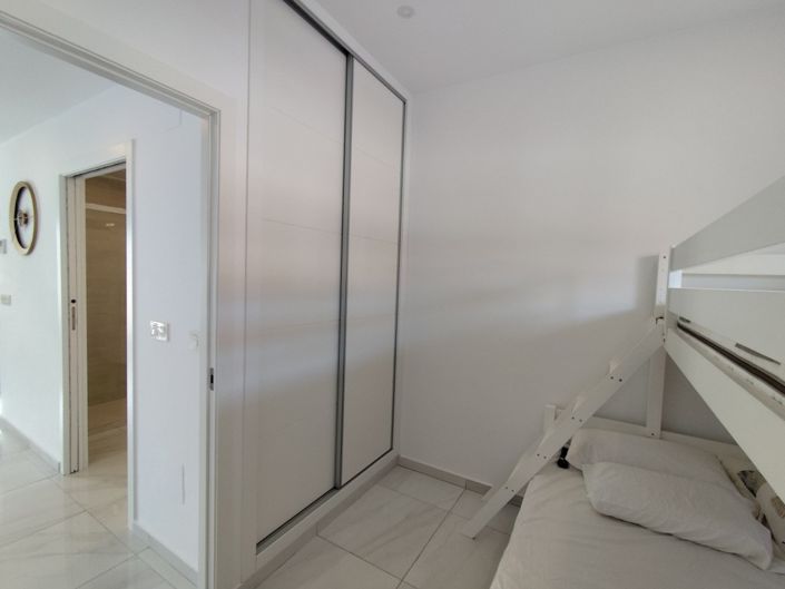 Image No.9-3 Bed Townhouse for sale