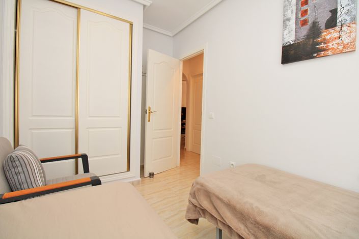 Image No.15-2 Bed Apartment for sale