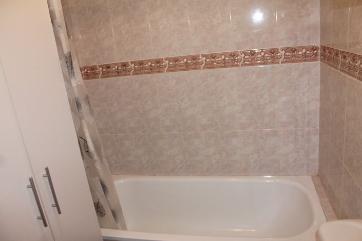 Image No.25-2 Bed Apartment for sale