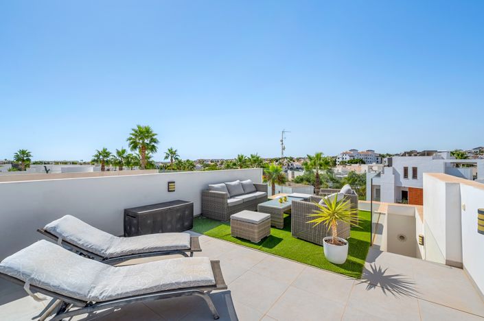 Image No.28-3 Bed Villa for sale