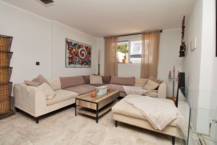 Image No.27-4 Bed Villa for sale