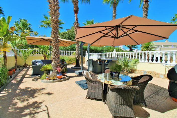 Image No.4-4 Bed Villa for sale