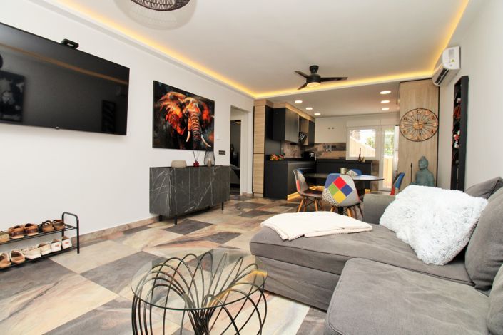 Image No.7-4 Bed Villa for sale