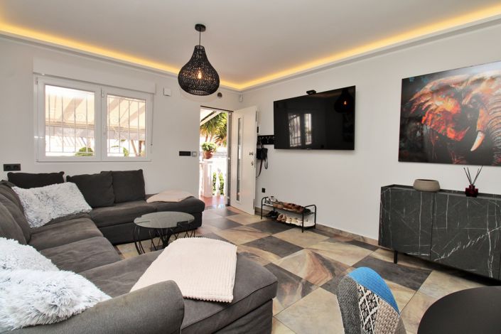 Image No.8-4 Bed Villa for sale