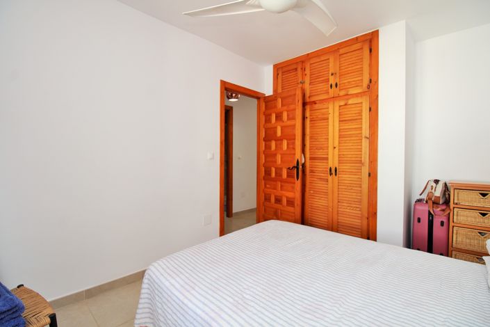 Image No.15-2 Bed Bungalow for sale