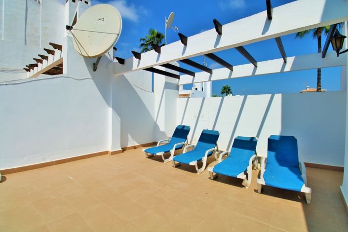 Image No.20-2 Bed Bungalow for sale
