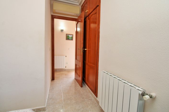 Image No.18-3 Bed Villa for sale