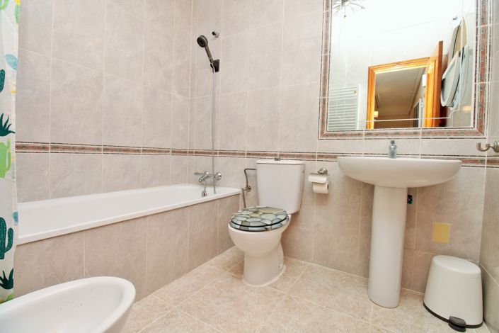 Image No.19-3 Bed Villa for sale