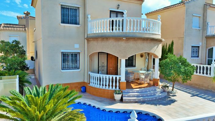Image No.32-3 Bed Villa for sale