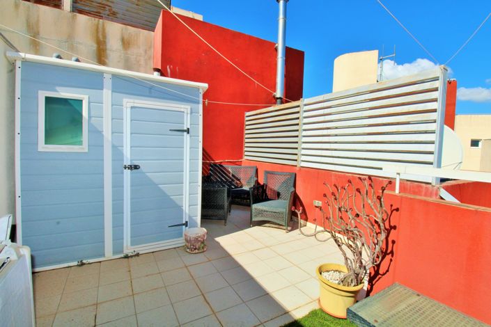Image No.25-3 Bed Townhouse for sale
