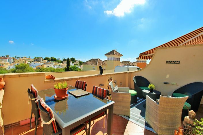 Image No.4-3 Bed Townhouse for sale