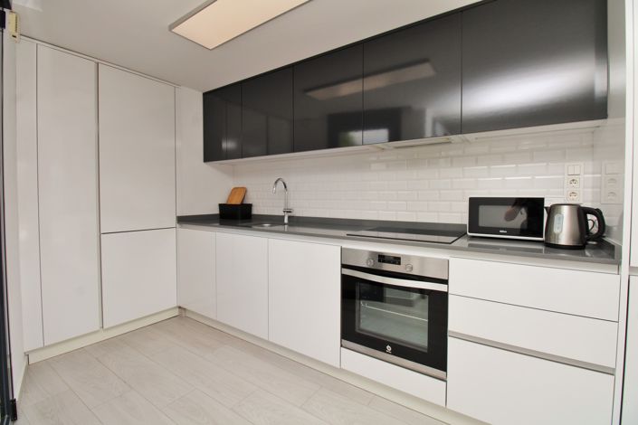 Image No.11-3 Bed Apartment for sale