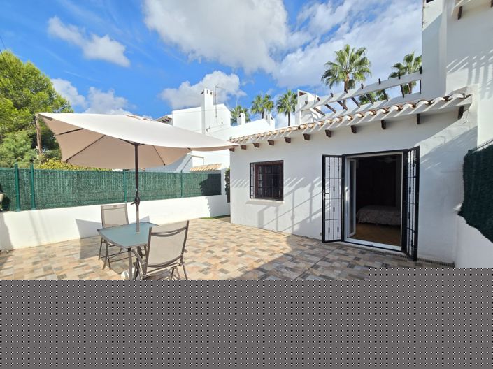 Image No.25-2 Bed Bungalow for sale
