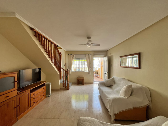 Image No.23-3 Bed Townhouse for sale