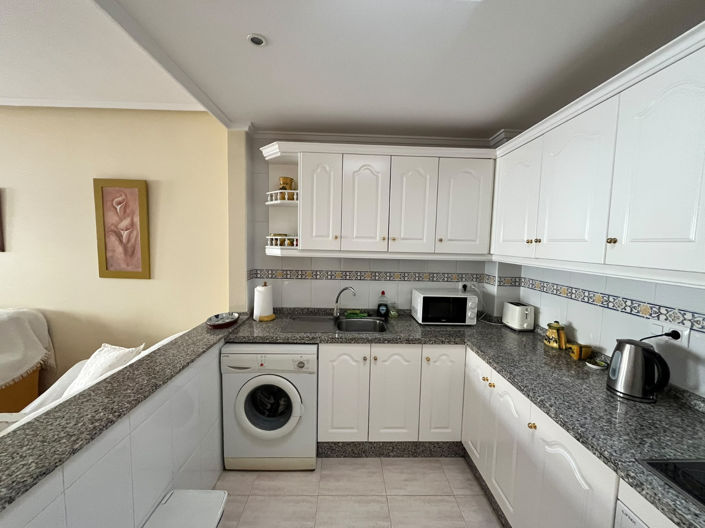 Image No.26-3 Bed Townhouse for sale