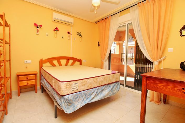 Image No.18-3 Bed Apartment for sale