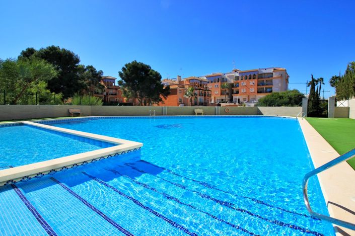 Image No.24-3 Bed Apartment for sale
