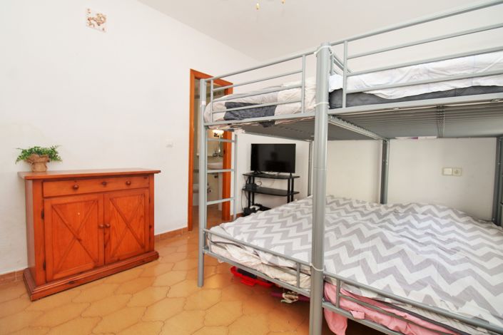 Image No.11-1 Bed Apartment for sale