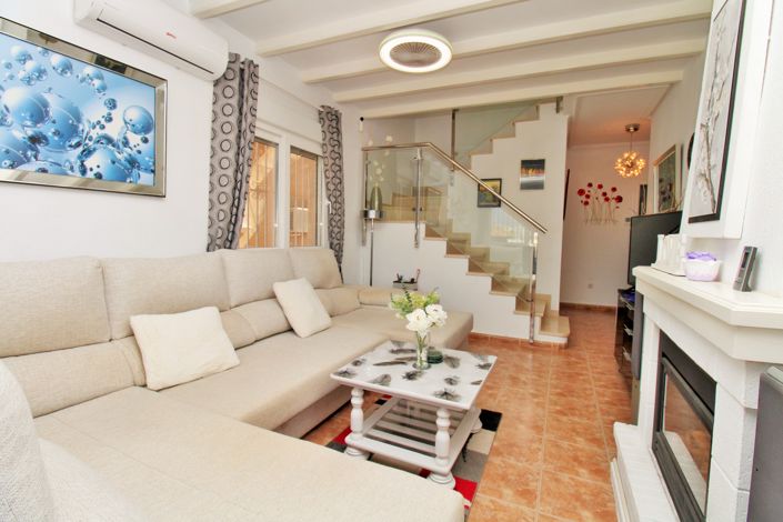 Image No.3-3 Bed Villa for sale