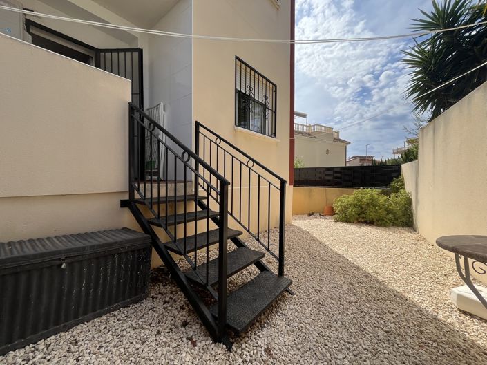 Image No.17-2 Bed Apartment for sale