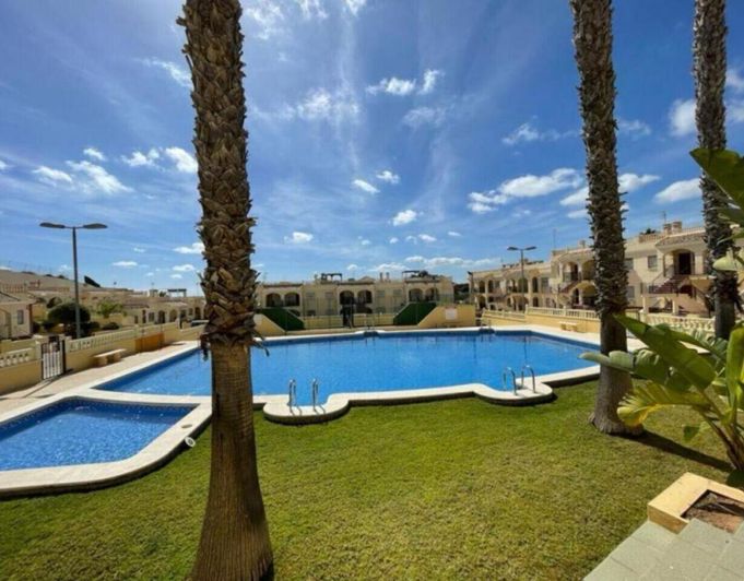Image No.23-2 Bed Apartment for sale