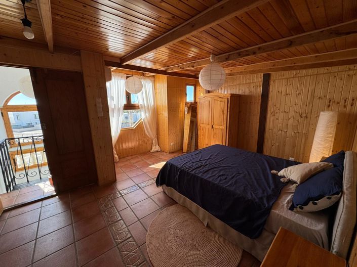 Image No.18-2 Bed Apartment for sale