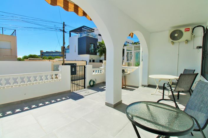 Image No.20-2 Bed Bungalow for sale
