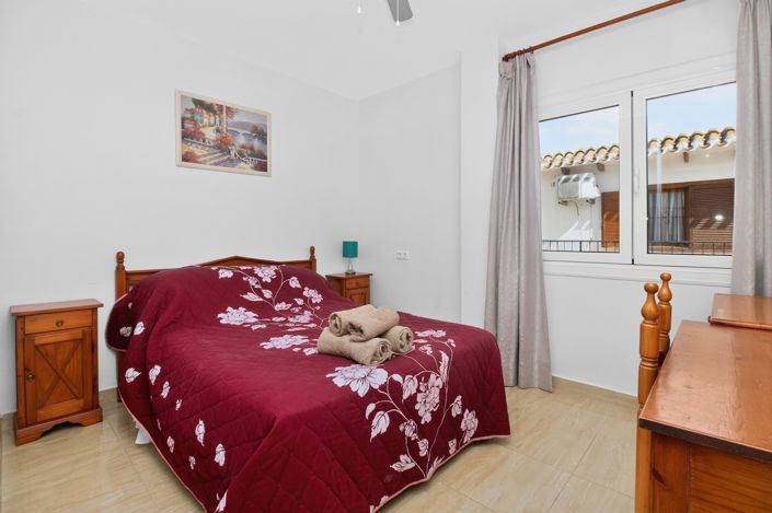 Image No.8-2 Bed Apartment for sale