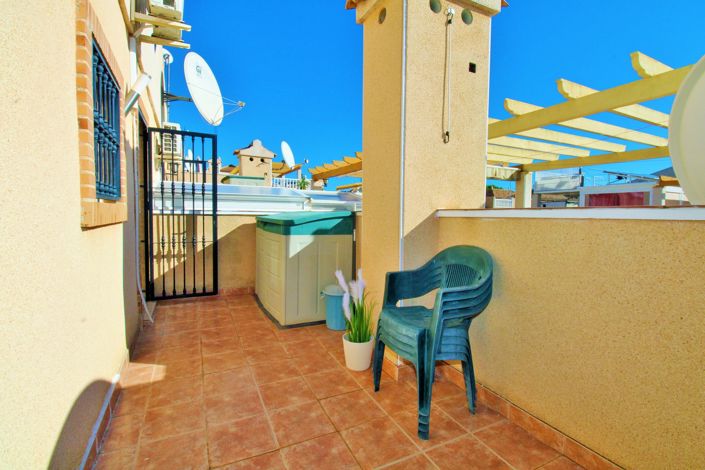 Image No.23-3 Bed Townhouse for sale