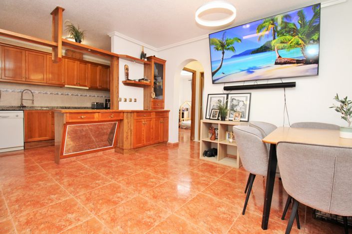 Image No.6-3 Bed Townhouse for sale
