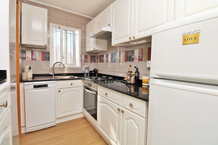 Image No.12-2 Bed Apartment for sale