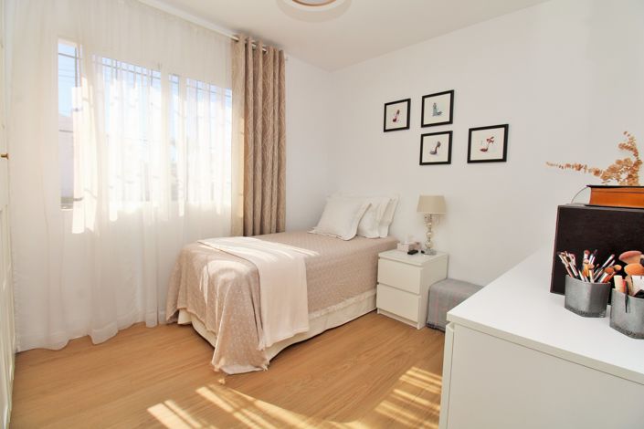 Image No.18-2 Bed Apartment for sale