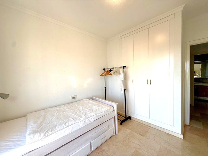 Image No.20-6 Bed Villa for sale