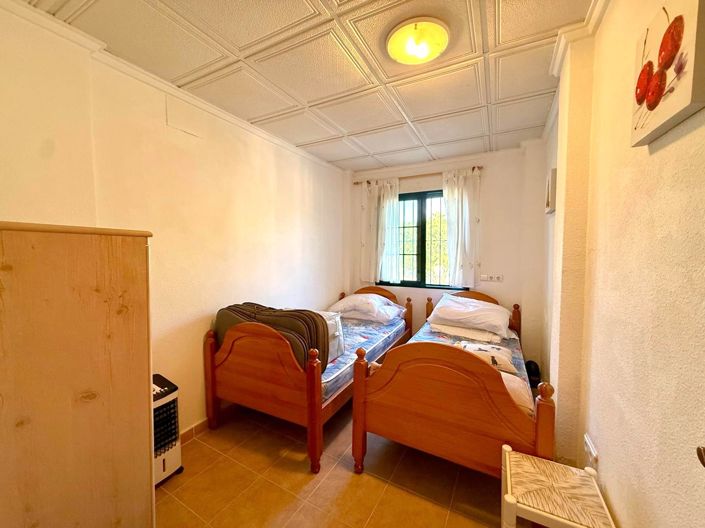 Image No.32-6 Bed Villa for sale