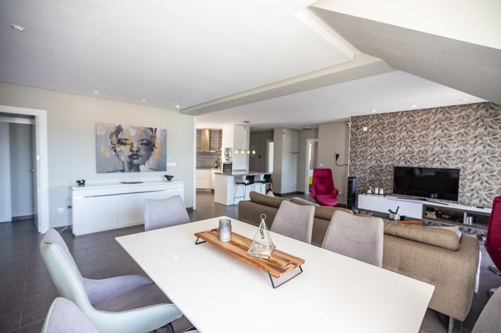 Image No.23-4 Bed Apartment for sale