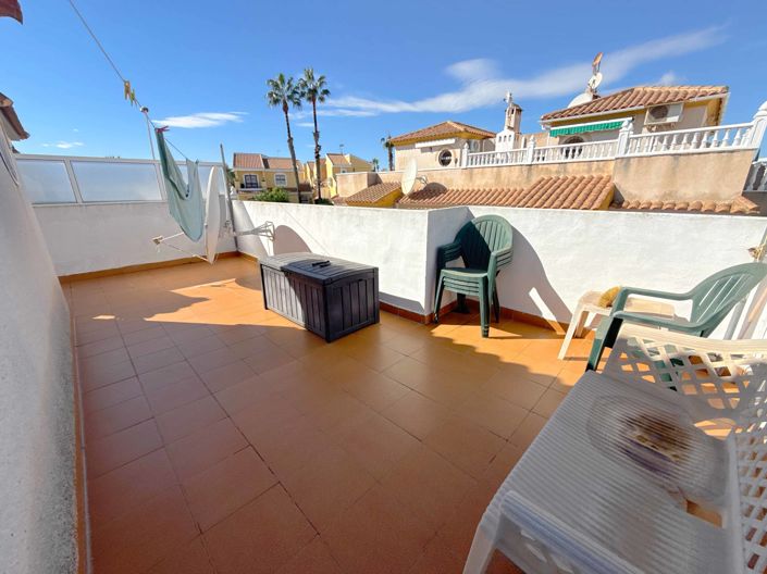 Image No.21-3 Bed Townhouse for sale