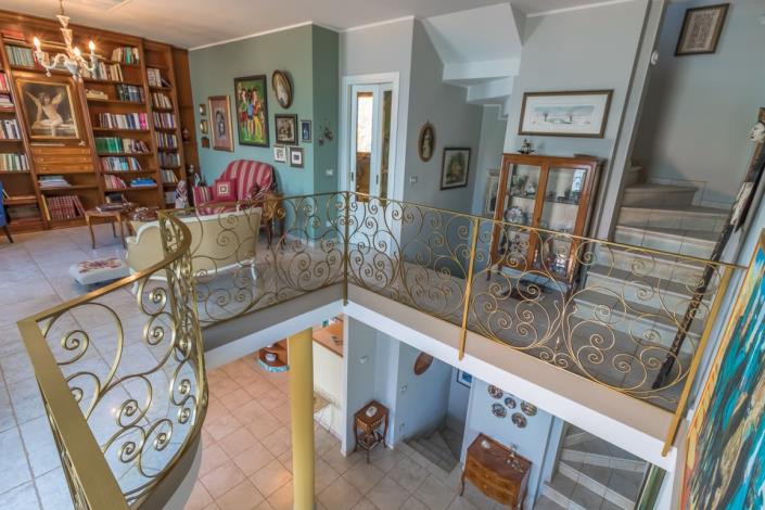 Image No.5-3 Bed Villa for sale