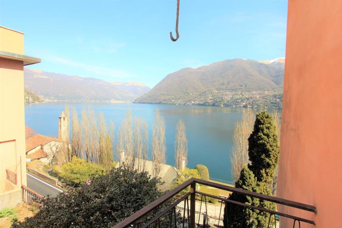 Image No.2-Maison de 2 chambres à vendre à Brienno