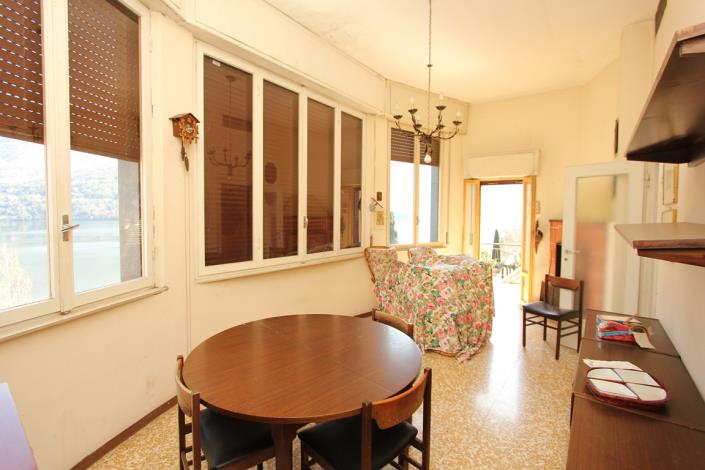 Image No.9-Maison de 2 chambres à vendre à Brienno