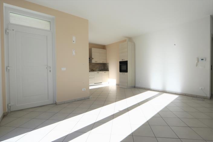 Image No.2-Appartement de 2 chambres à vendre à Lenno