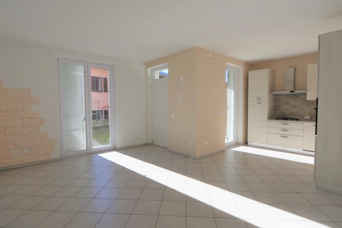 Image No.1-Appartement de 2 chambres à vendre à Lenno