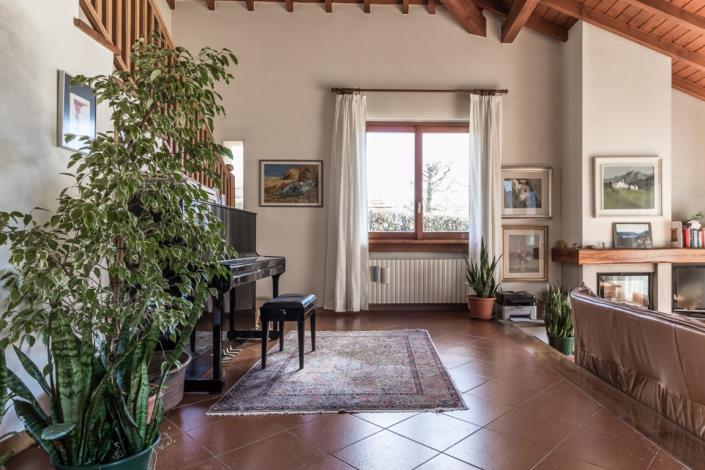 Image No.5-Villa / Détaché de 4 chambres à vendre à Tremezzina