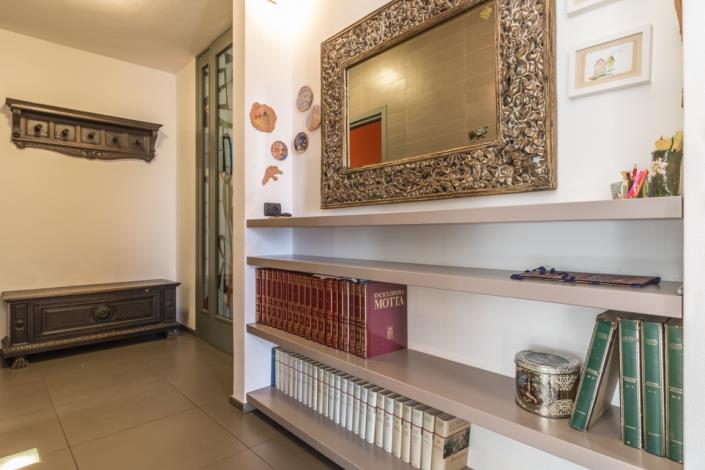 Image No.23-Appartement de 4 chambres à vendre à Dongo