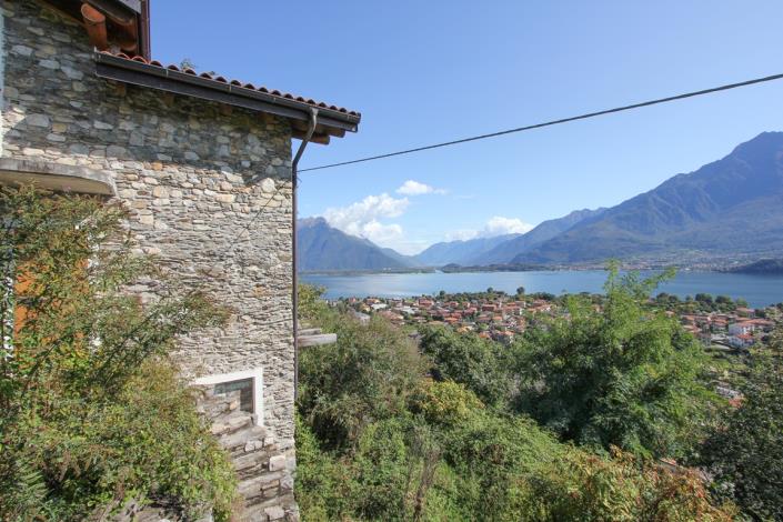 Image No.3-Maison de 2 chambres à vendre à Domaso