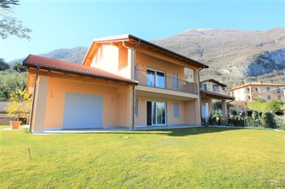 Appartement de 2 chambres à vendre à Mezzegra